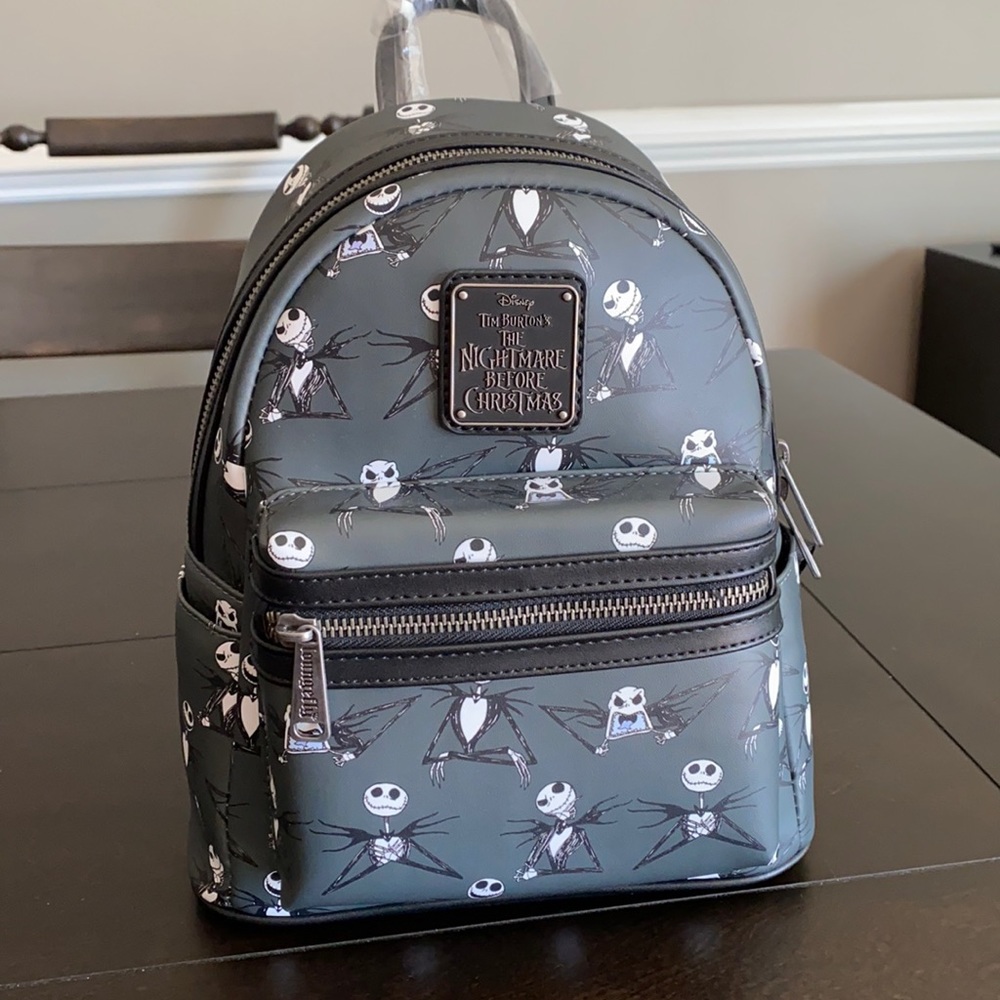 NWT. Jack skellington loungefly